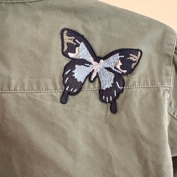 Philosophy by Anthropology Butterfly Patch Cropped Utility Jacket NWT Medium - Picture 5 of 9